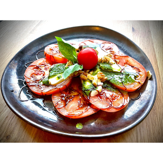 Салата  Капрезе (300г)