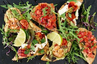 Bruschete mixte (6 buc.)