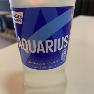 Aquarius Limón lata 330ml.