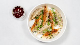 Pierożki Mandu z wołowiną BBQ