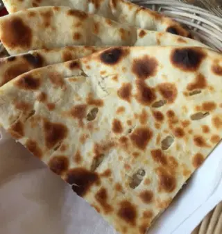 Peshwari Naan