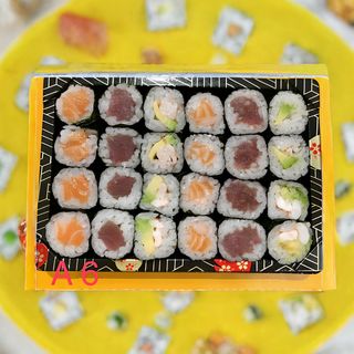 A6. 24 Peças Maki Gambas