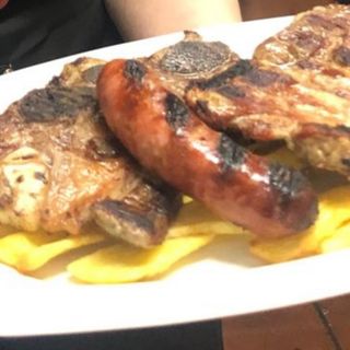 Churrasco A Bodeguiña 