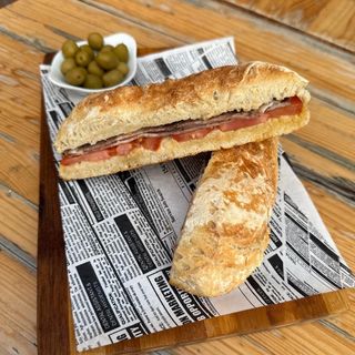 Bocadillo camaïot