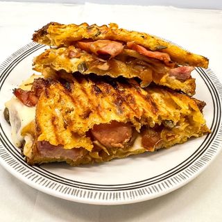 Tosta de Salsicha