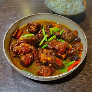 Pies de cerdo estilo Hunan