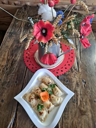 Pierogi z farszem serowo-ziemniaczanym