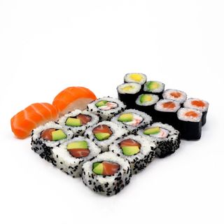 B4. BANDEJA LUXURY (30UDS)