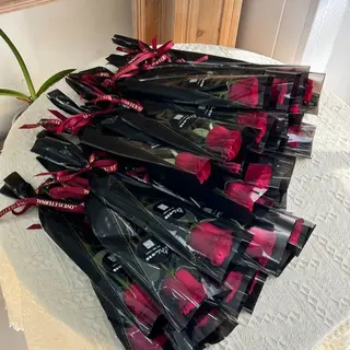 06 roses avec emballage