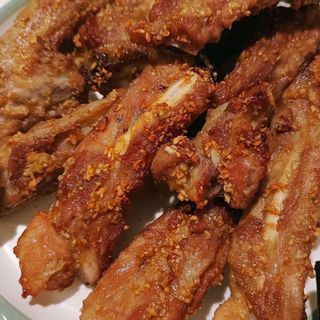 Costine di maiale all'aglio (5pz)