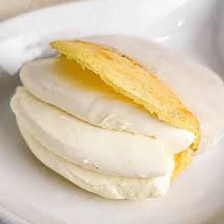 Arepa Queso Guayenes