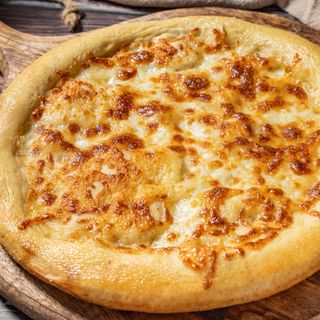 Кашкавалено хлебче (24см)