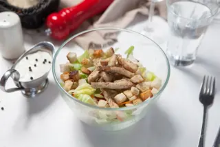 Salată Caesar 