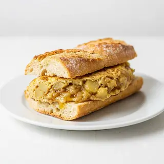 Bocadillo De Tortilla De Patatas