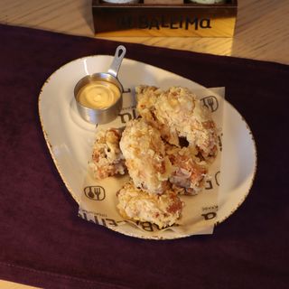 Куриные крылья в панировке