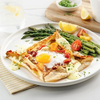 Crêpe Aux œufs Et Fromage