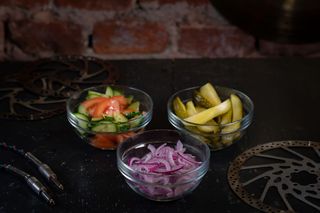 Salată de ceapă roșie