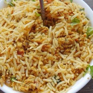 Arroz Con Huevo Frito