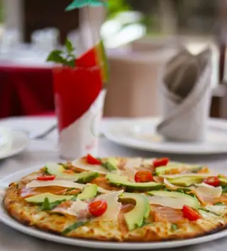 Pizza Avocado