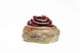 Cinnamon Roll Cheesecake