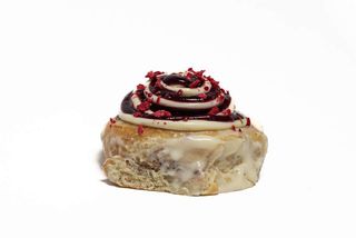 Cinnamon Roll Cheesecake