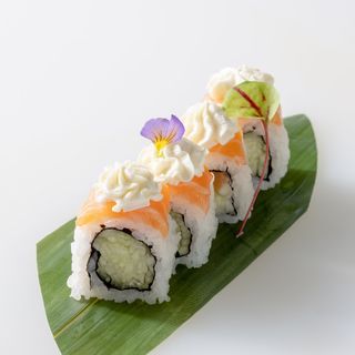 290. Ura kappa salmon