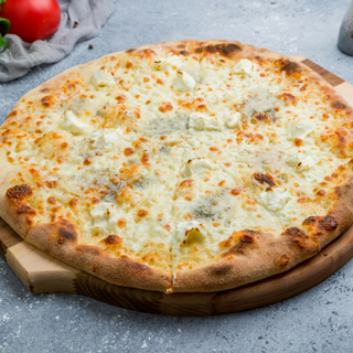 Pizza Napoletana Quattro Formaggi   