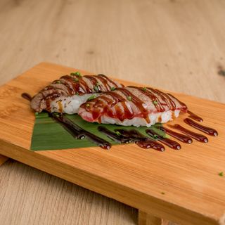 4. Nigiri Gyu Sushi Ternera (2 Uds.)