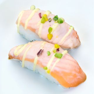 52 Nigiri salmone smoked - 2 pezzi