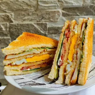 Sandwich De Ternera