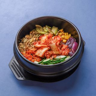 კორეული ბიბიმბაპი ვეგეტარიანული კიმჩი