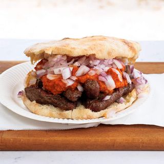 Ćevapi s pomfritom