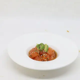 25 Tartare salmone