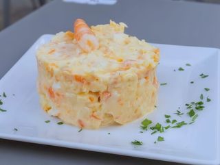 Tapa ensaladilla De Gambas