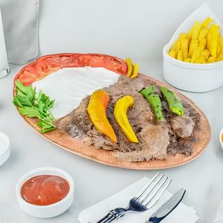 Iskender mare vita