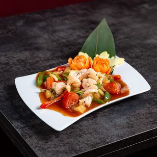 Warzywa w sosie słodko-kwaśnym z krewetkami