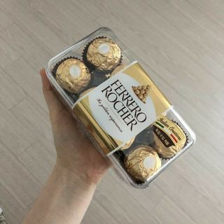 T16 FERERO ROCHER CHOCOLATES