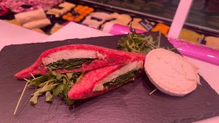 Sandwich De Rulo De Cabra