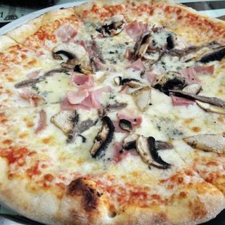 Pizza Regina (30 Cm.)