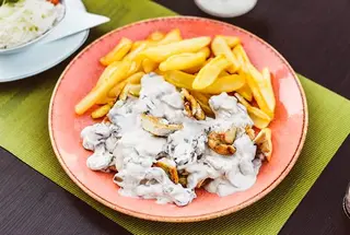 Pileći mišići u LE COQ sosu