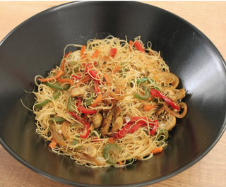Fideos De Arroz Con Verduras