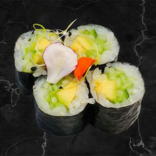 Maki De Pepino Y Aguacate (8 Uds.)