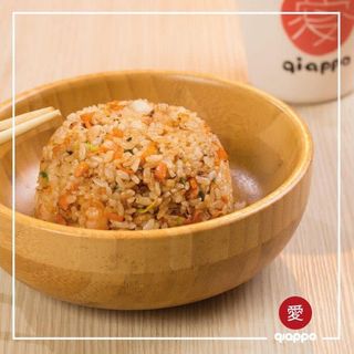 Yakimeshi con gamberi