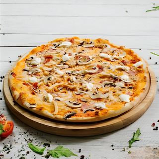 Пица с пилешко филе и топено сирене (370гр)