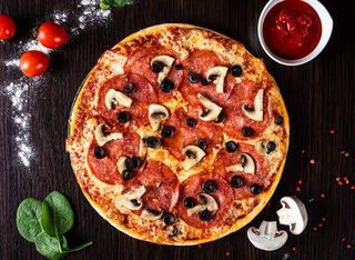 Pizza Salami Ø 32cm