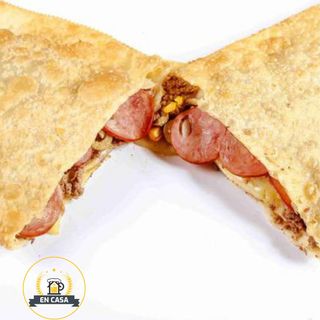 Pastel Calabresa (chorizo)