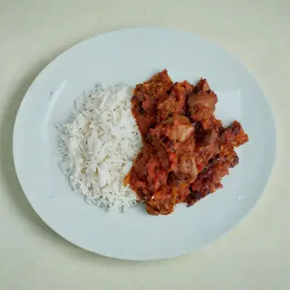 Gizzard Sauce & White Rice