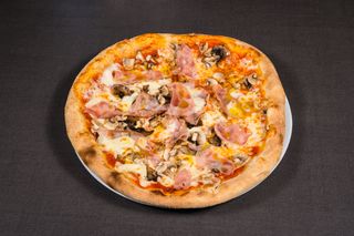 Pizza Prosciutto e funghi