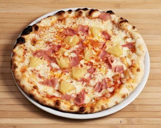 Pizza Tropical (30 Cm.)