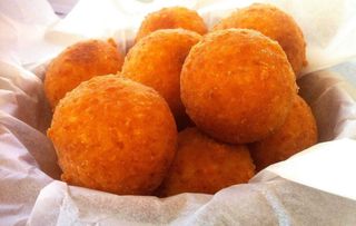 Cheese balls - 18p